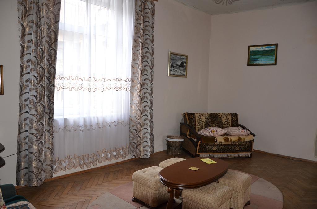 Mieszkanie Na Szpitalnej Liov Exterior foto